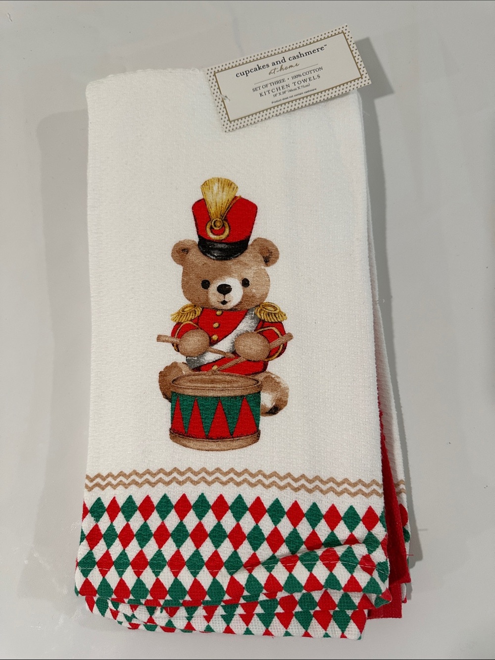 NEW Cupcakes and Cashmere Set of 3 Christmas Kitchen Towels teddy bear holiday